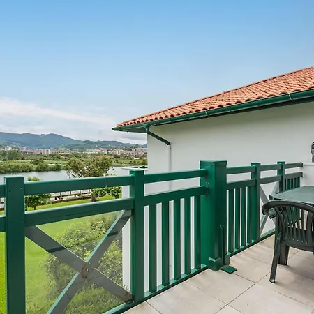 Bel Moderne Avec Piscine Et Parking Proche Frontiere A - Fr-1-2-359 Apartman Hendaye